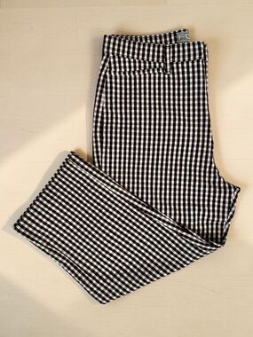 Black, White & Red Gingham Capris Pants Woman Size 14